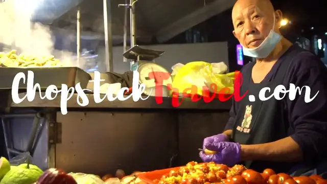 'Video thumbnail for Most HECTIC Street Food in Taiwan : Yilan Night Market | ROAST CHICKEN + Best Taiwanese Street Food'