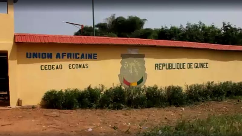 Video thumbnail for Guinea releases 16 Sierra Leonean soldiers arrested earlier this week