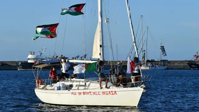 'Video thumbnail for Gaza flotilla: Spain and Italy send navies to help activists'