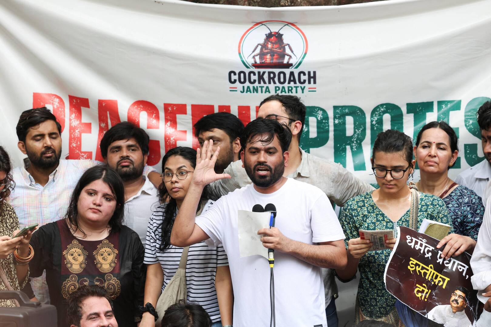 Video thumbnail for 'Cockroach Party' leader returns to India for first New Delhi protest
