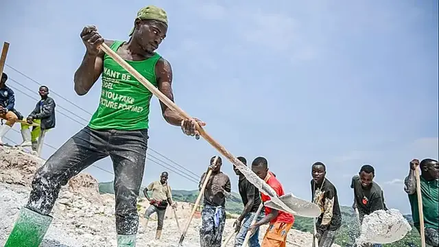 Video thumbnail for DR Congo extends ban on mineral trade in war-hit east by six months