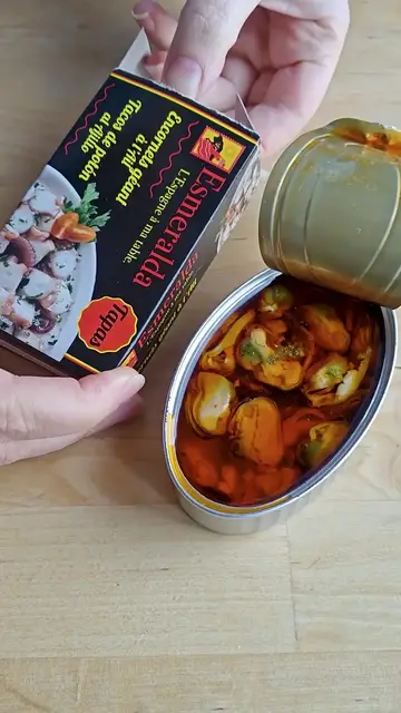 Video thumbnail for UNE CONSERVE + DES PICKLES