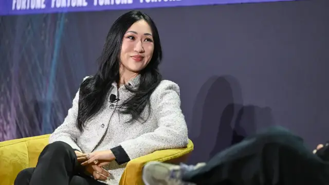 Video thumbnail for How top execs use AI to power their work days