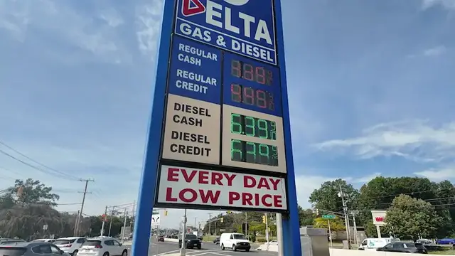 Video thumbnail for Toms River gas station owner fined $17,500 for charging drivers more than the posted price per gallon