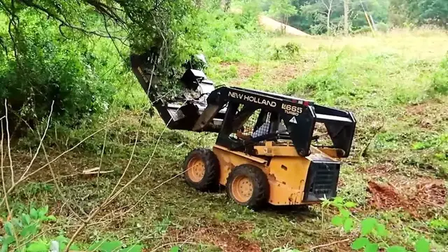 'Video thumbnail for Bobcat Rotary Cutters'