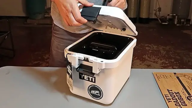 'Video thumbnail for 10 Awesome Camping Gadgets You Can Buy on Amazon'