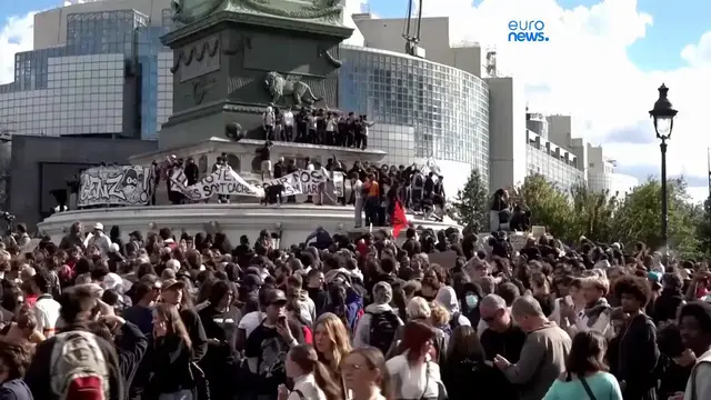Video thumbnail for Teen revolt or revolution? The student protests threatening France's presidential race