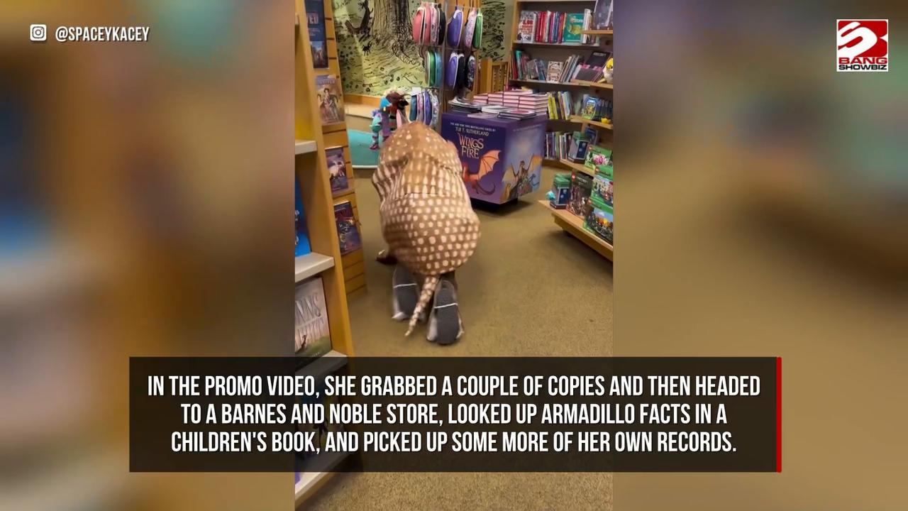 Video thumbnail for Kacey Musgraves gets awkward response going undercover to find new album