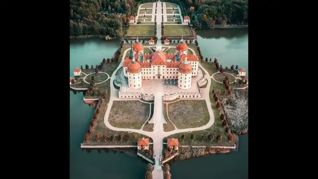 'Video thumbnail for Le magnifique château de Moritzburg, situé près de Dresde, en Allemagne'
