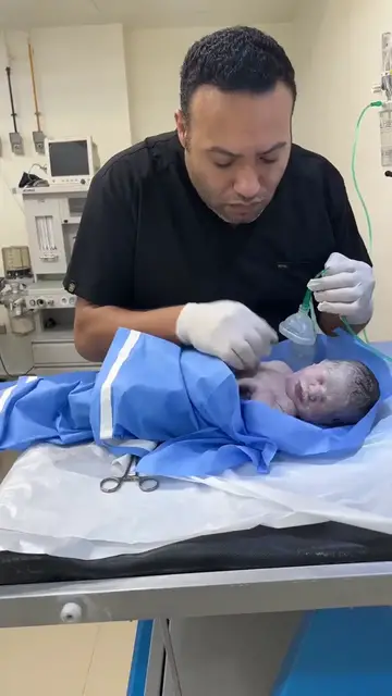 Video thumbnail for New baby born now(720P_HD)