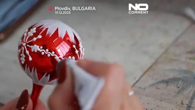 Video thumbnail for Bulgarian glass ornaments by disabled artists are winning hearts