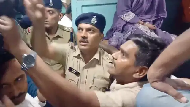 Video thumbnail for India’s Cockroach Party says members detained ahead of protest