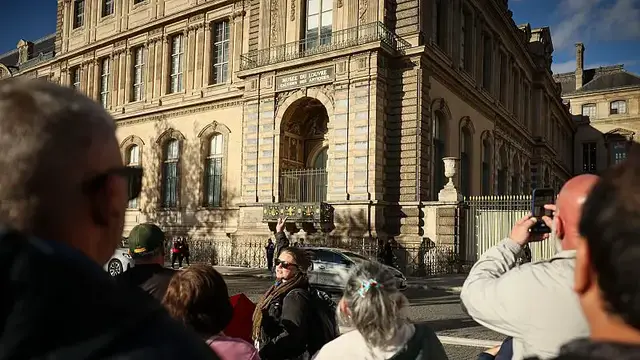 'Video thumbnail for Louvre jewels theft: window through which thieves entered becomes attraction'