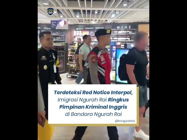 Video thumbnail for Scottish crime boss Steven Lyons, 45, is paraded after being arrested at Bali airport