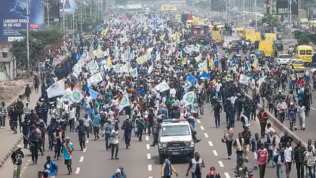Video thumbnail for Clashes erupt between DR Congo opposition and pro-govt supporters in Kinshasa