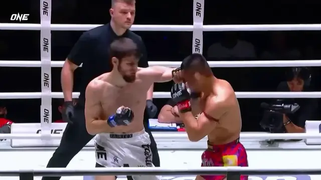 Video thumbnail for Asadula Imangazaliev Stuns Nong-O Hama in Epic Fight Night