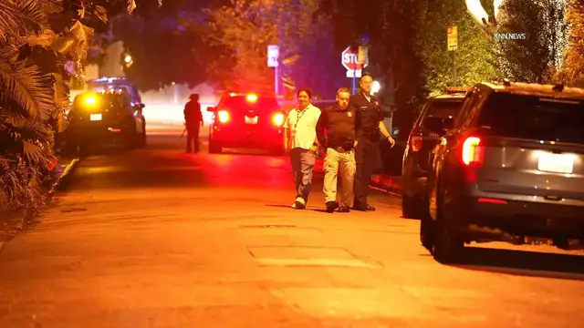 Video thumbnail for US, Los Angeles: Hollywood Hills Stabbing Incident Leads To Officer-Involved Shooting Part 2.