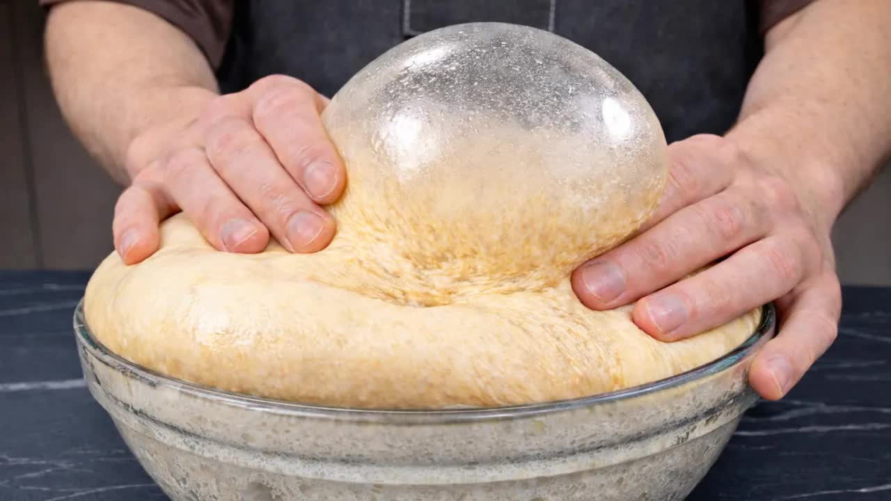 Video thumbnail for My grandma always made the dough like this! The best dessert for tea in just 20 minutes!!