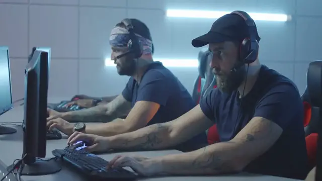 Video thumbnail for Helldivers 2 Characters: Roles and Customization