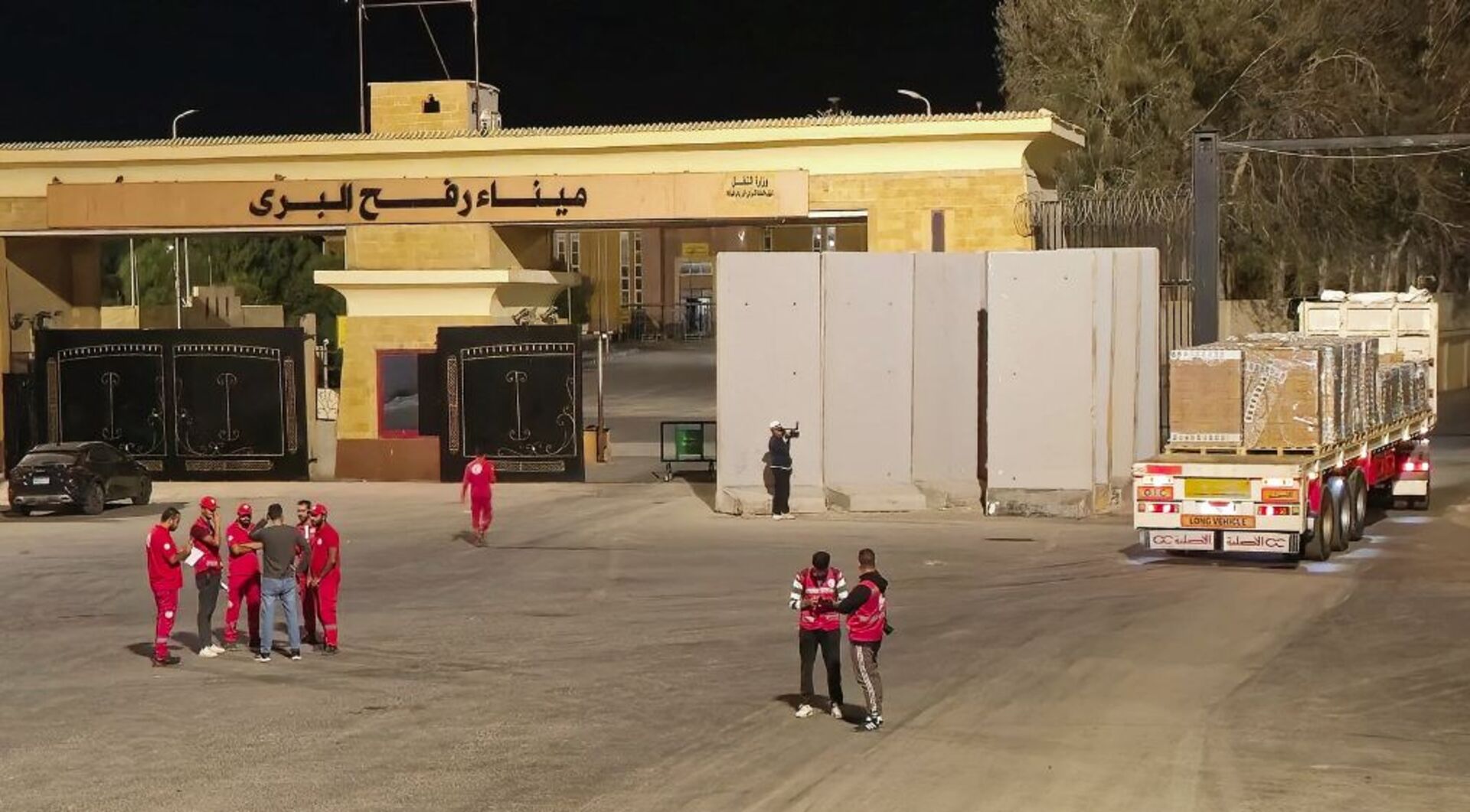 Video thumbnail for Israel set to reopen Rafah crossing; but how many Palestinians can leave or return to Gaza?