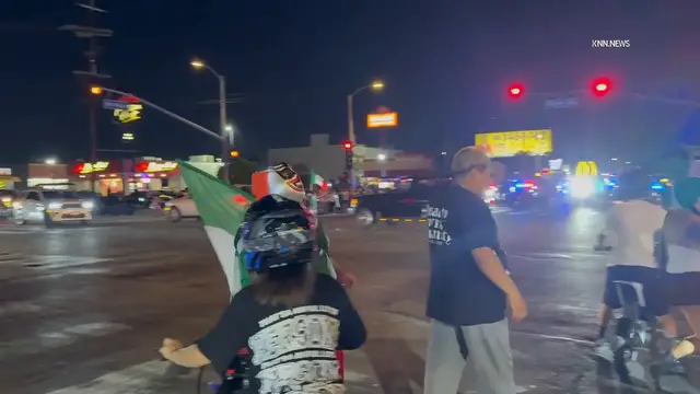 Video thumbnail for US, Los Angeles: Pacoima Mexico Fans Celebrate World Cup Victory.