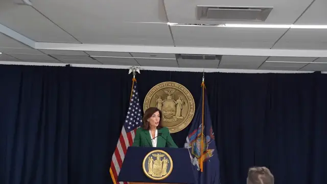 Video thumbnail for Governor Hochul holds roundtable and press briefing on AI Workforce Impacts.