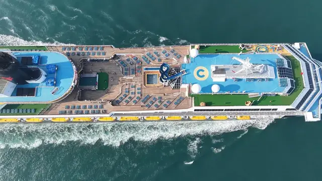 Video thumbnail for China: Luxury Cruise 4.