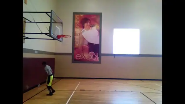 'Video thumbnail for 6'1 Isaiah Rivera Raw Dunk Session :: One Foot BTL'