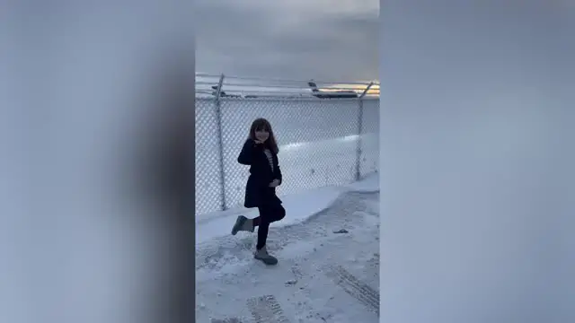 Video thumbnail for Military Dad Surprises Daughter Who Thinks She's Picking Up Family Friend | Happily TV