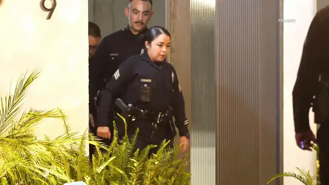 Video thumbnail for US, Los Angeles: Tujunga Suspects Break Into Home Flee Before Police Arrival.