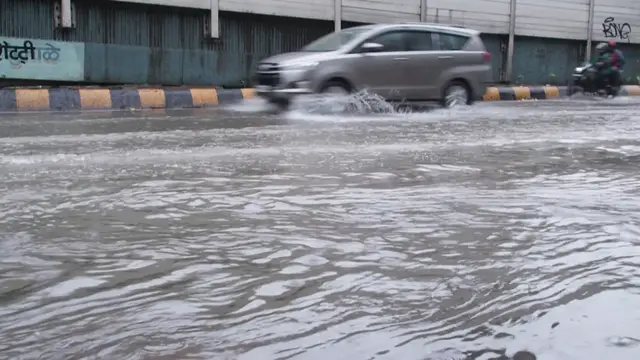 Video thumbnail for Heavy rain floods Mumbai during intense monsoon spell