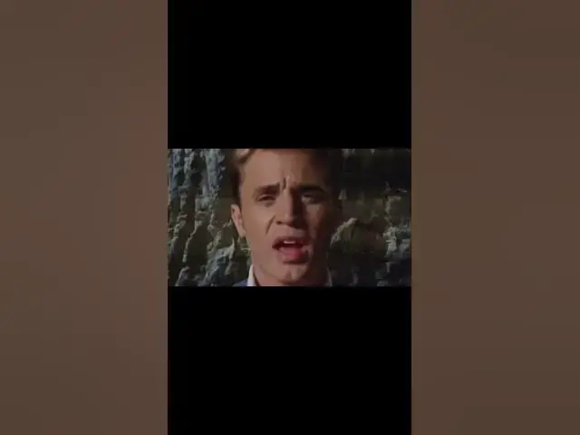 Video thumbnail for POWER RANGERS: Grupo de jovens usando roupas coladas enfrenta vilão amoeba para salvar o planeta!