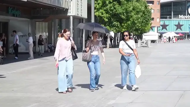 Video thumbnail for Spain: Extreme heatwave scorches multiple countries across Europe.