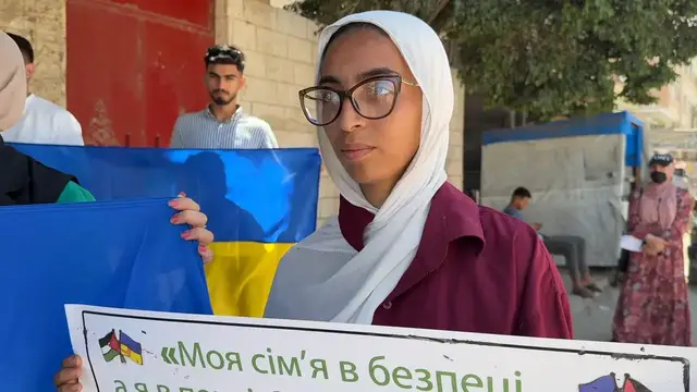 Video thumbnail for Ukrainian Families Demand Gaza Safe Corridor 15.