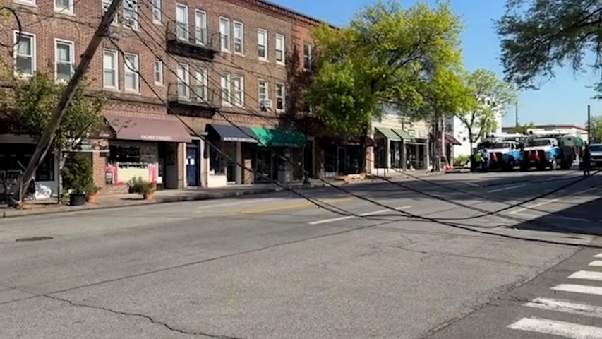 Video thumbnail for Downed wires close busy stretch of Palmer Avenue in Larchmont
