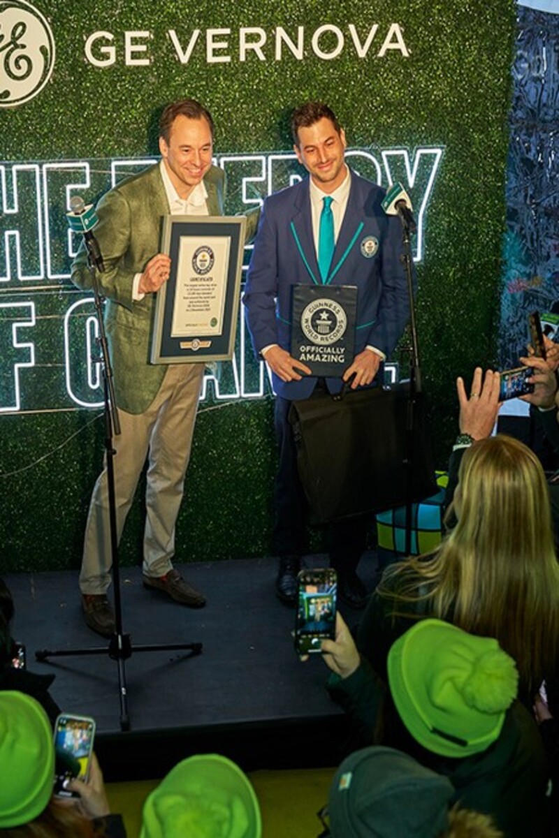 Video thumbnail for Largest online toy drive in 24 hours  23,385 toys donated by GE Vernova