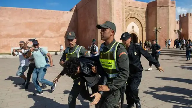 'Video thumbnail for Protesters led by youth clash with police in Morocco'