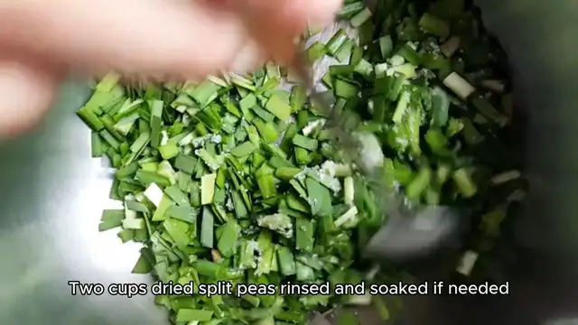 Video thumbnail for Pea and ham soup recipe