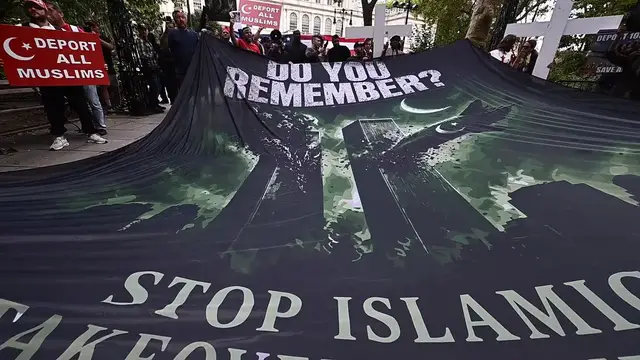Video thumbnail for NY: Anti-Muslim Protest Outside City Hall on 25th Anniversary of September 11 Attacks.