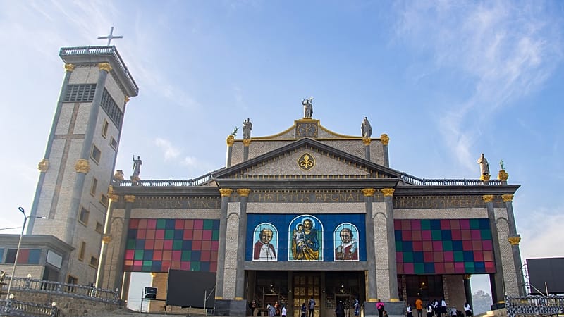 Video thumbnail for Pope’s visit raises hopes for peace in cameroon’s anglophone region