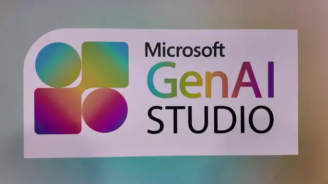 Video thumbnail for Microsoft réduit sa présence en Chine sur fond de tensions géopolitiques croissantes.