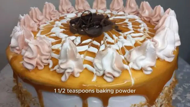 Video thumbnail for Caramel Crunch Cake Recipe