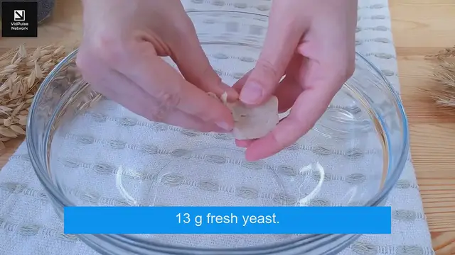 Video thumbnail for Creamy Chocolate Pastry Dough Recipe