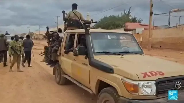 Video thumbnail for Somali army repels troups loyal to ousted leader and Islamist insurgents