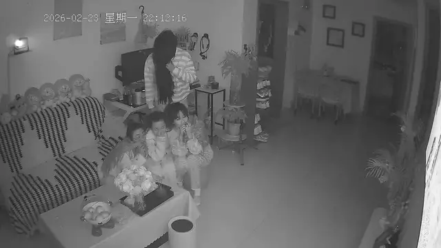 Video thumbnail for Friends jump at prank scare during horror movie night in Shanghai