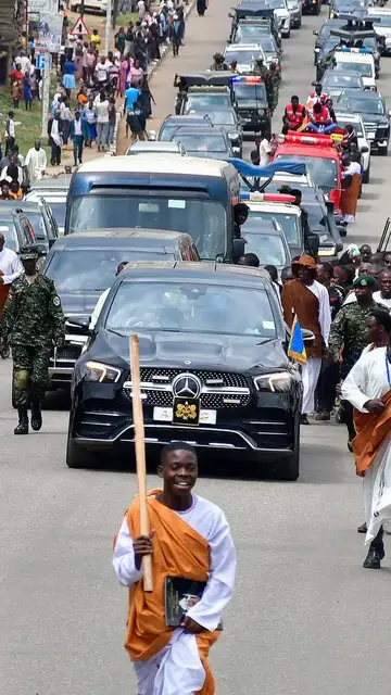 Video thumbnail for Succession battle in Uganda as ‘world’s youngest king’ is buried