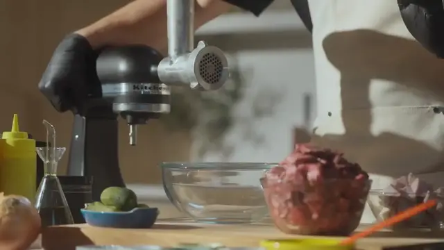 'Video thumbnail for The Perfect Smashburger (Crispy _ Juicy)(720P_HD)'