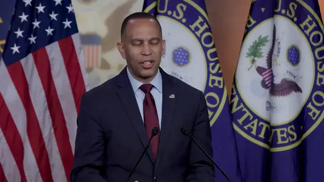 Video thumbnail for US: House Minority Leader Jeffries holds press conference as House enters recess.