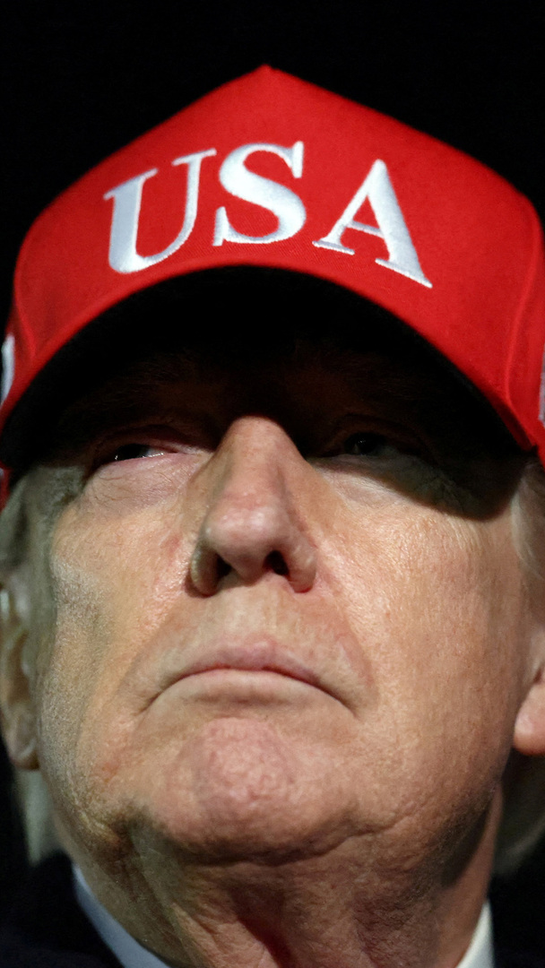 Video thumbnail for Trump 'doesn't like' Pope Leo after the global Catholic leader calls for peace