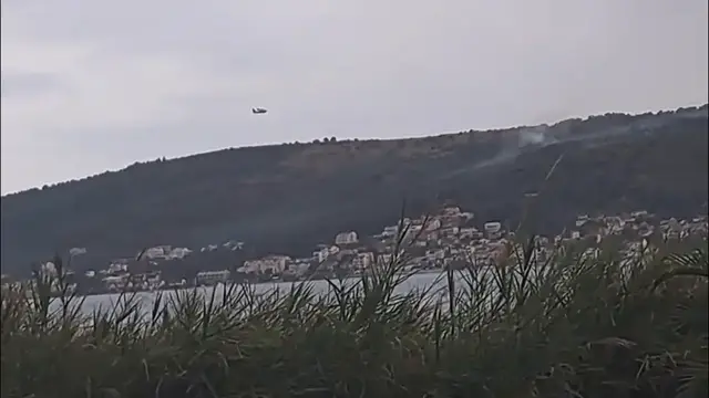 Video thumbnail for Croatia: Wildfire breaks out on Croatia’s Ciovo Island after lightning strike.